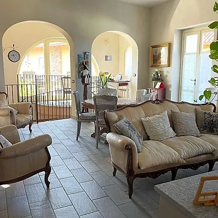 I Grappoli Divini Bed & Breakfast Viarigi